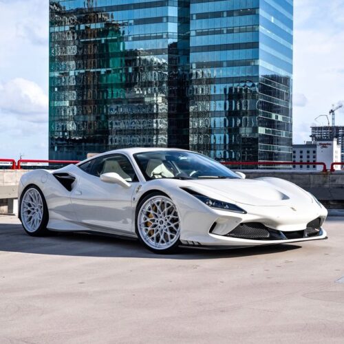 FERRARI F8