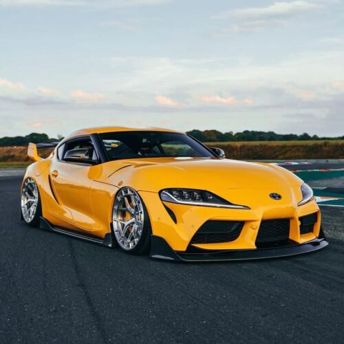 TOYOTA SUPRA